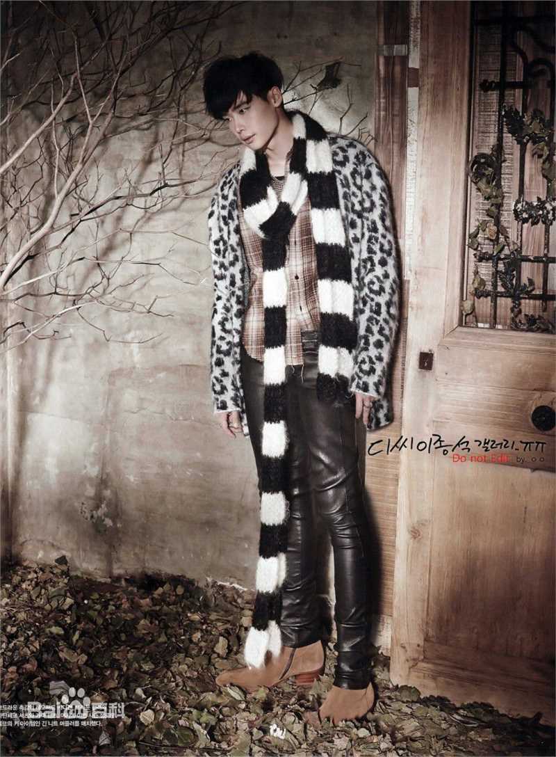 李钟硕(Lee Jong Suk)Vogue生活照