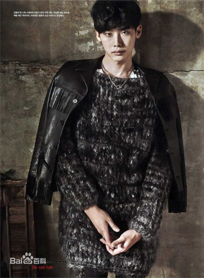 李钟硕(Lee Jong Suk)Vogue生活照