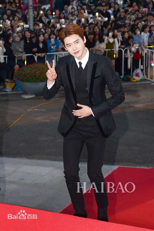 李钟硕(Lee Jong Suk)20151009 KoreaDramaFestival出席及获奖图册