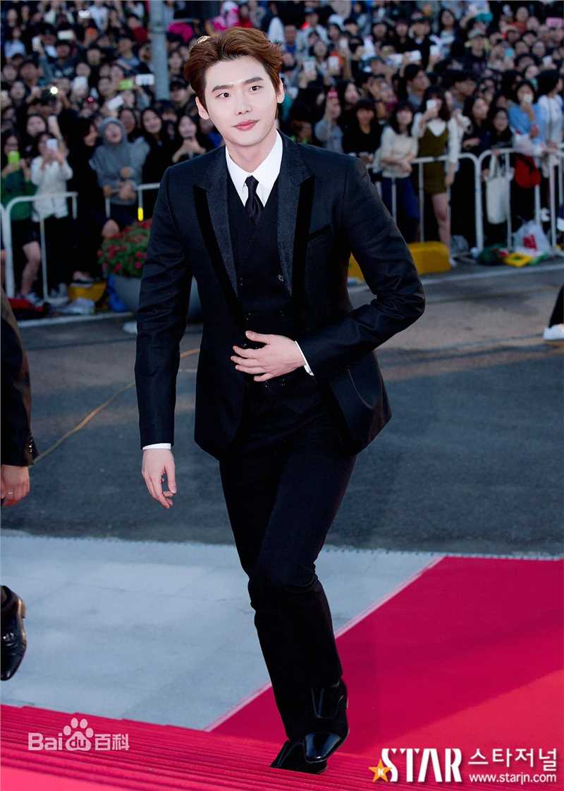 李钟硕(Lee Jong Suk)20151009 KoreaDramaFestival出席及获奖图册