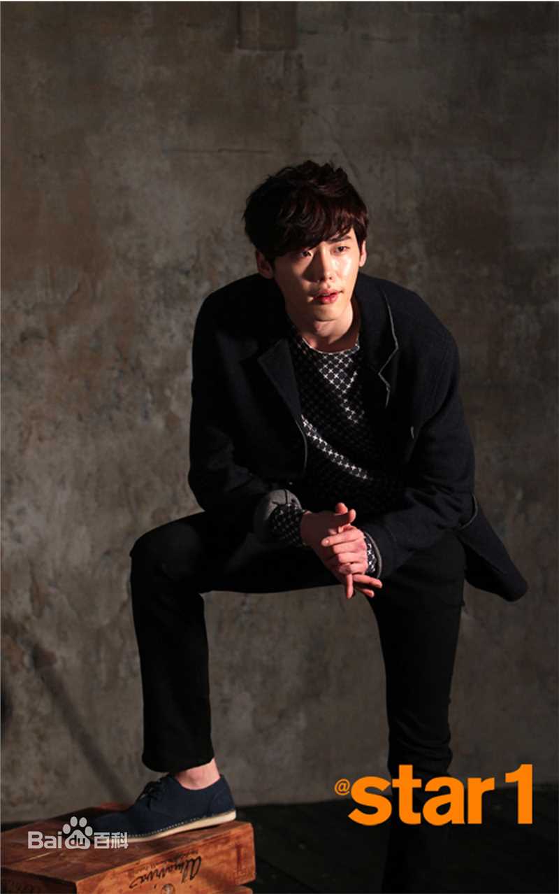李钟硕(Lee Jong Suk)Star1生活照相册