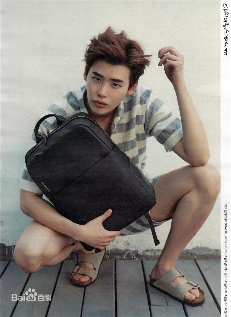 李钟硕(Lee Jong Suk)Star1生活照相册