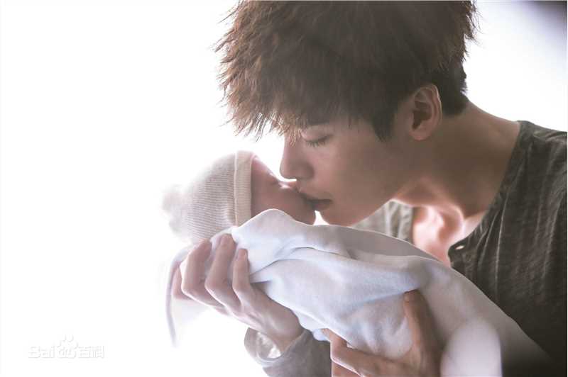 李钟硕(Lee Jong Suk)2014 SDoctor异乡人-饰演朴勋性感图片图集