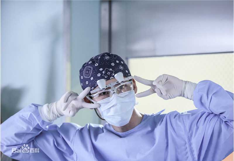 李钟硕(Lee Jong Suk)2014 SDoctor异乡人-饰演朴勋性感图片图集