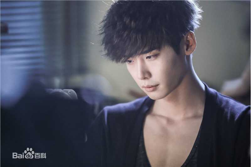 李钟硕(Lee Jong Suk)2014 SDoctor异乡人-饰演朴勋性感图片图集