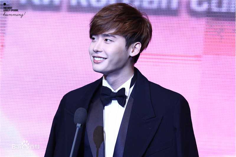 李钟硕(Lee Jong Suk)2013 大众文化艺术大赏出席及获奖壁纸壁纸