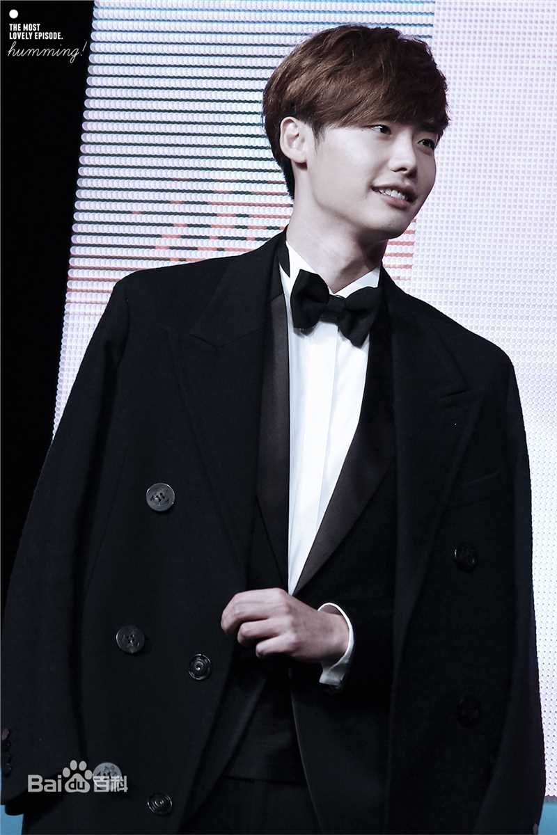 李钟硕(Lee Jong Suk)2013 大众文化艺术大赏出席及获奖壁纸壁纸