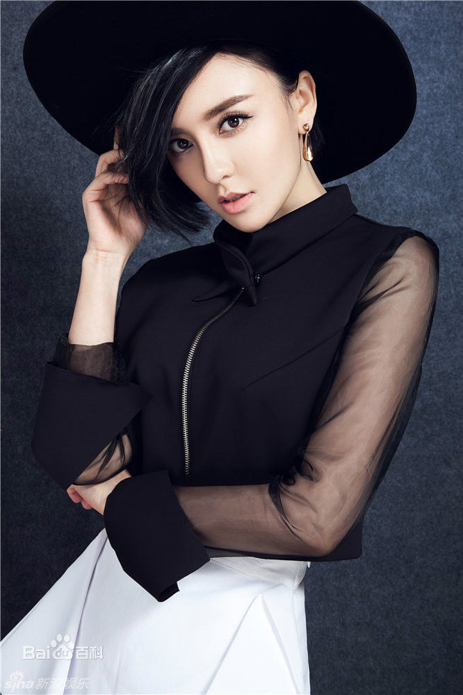 吕佳容(Kelsey)摩登工业造型