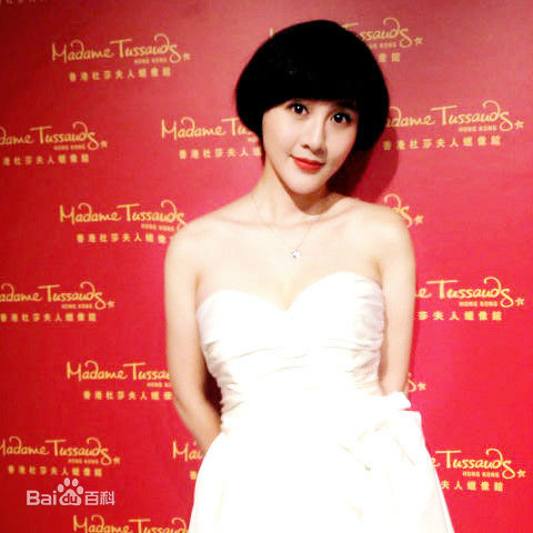 夏梓桐入驻杜莎夫人蜡像壁纸壁纸