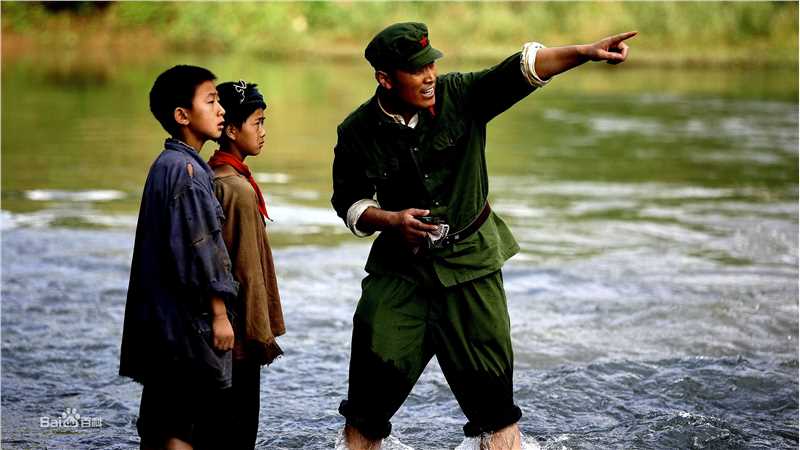 闫然《云下的日子》高清剧照