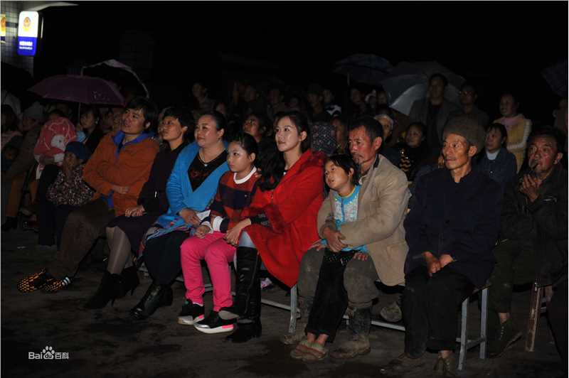 闫然《凤凰台》高清剧照