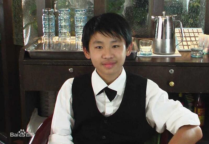 最新崔彬斌壁纸