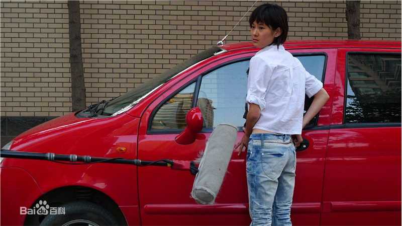 精选刘滢在电影《不要太早爱上我》中的图册