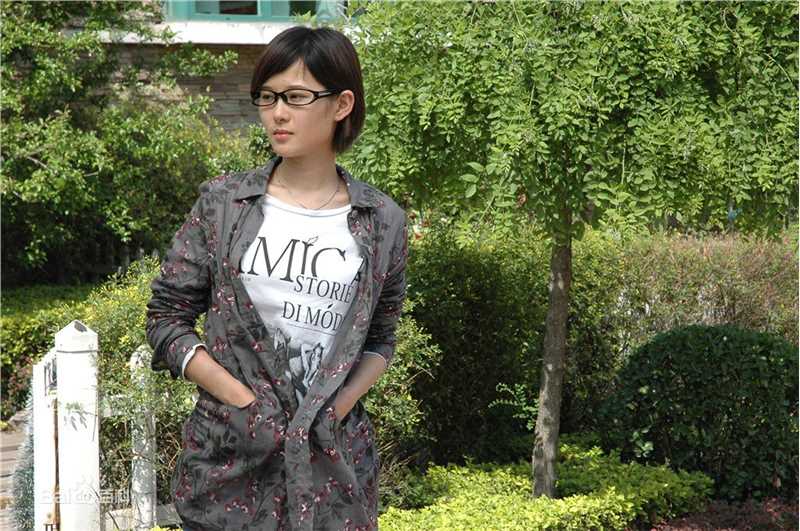 精选刘滢在电影《不要太早爱上我》中的图册