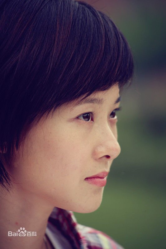 刘滢滢的影性感图片图集