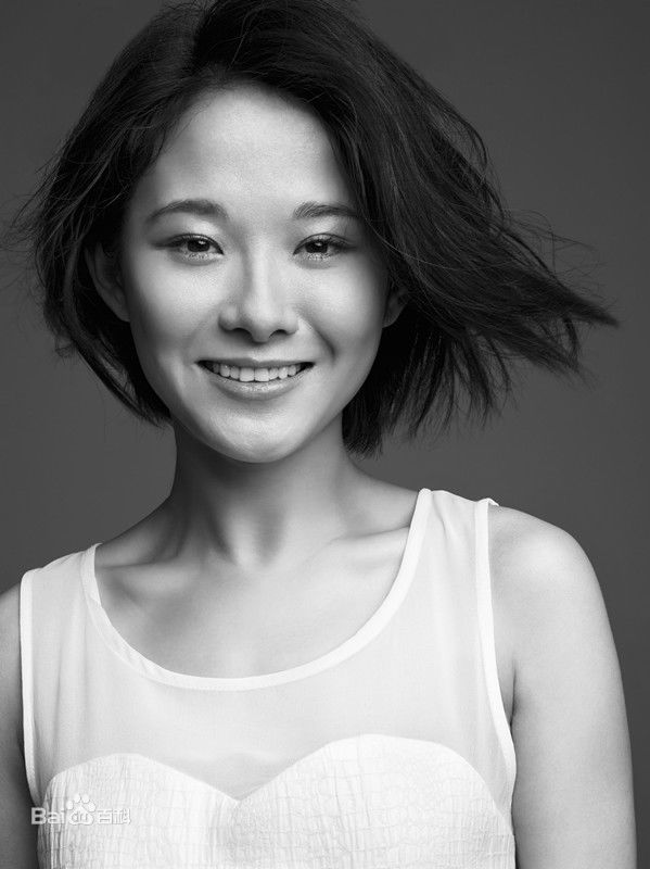 刘滢黑白印象图片图册