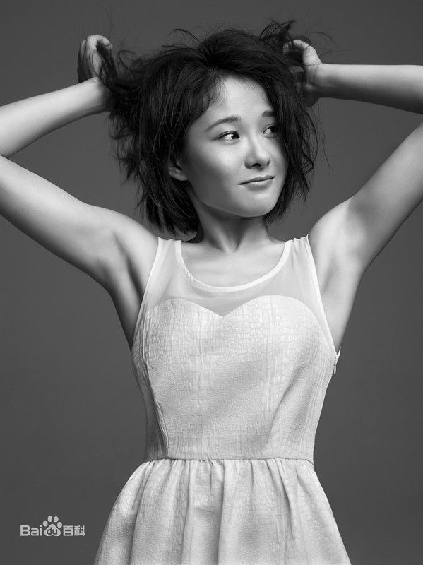 刘滢黑白印象图片图册