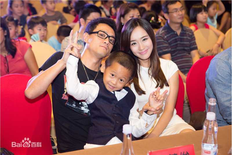 最新王智(WangZhi)在《我爱灰太狼2》中的壁纸