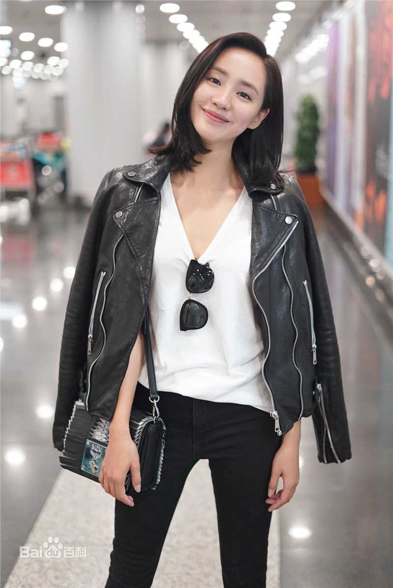 王智(WangZhi)亮相第69届戛纳国际电影节前后照片