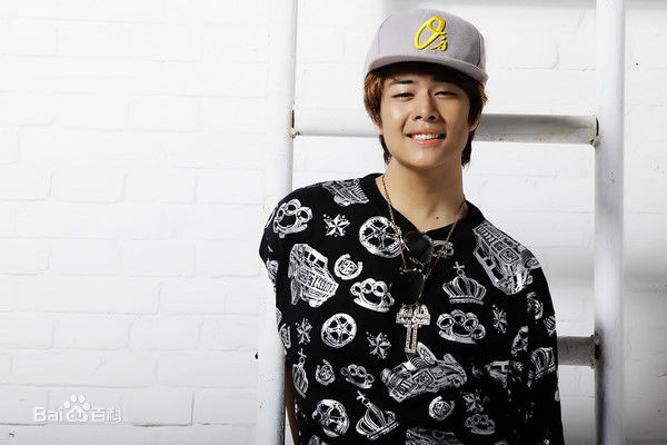 极泷高清集图册