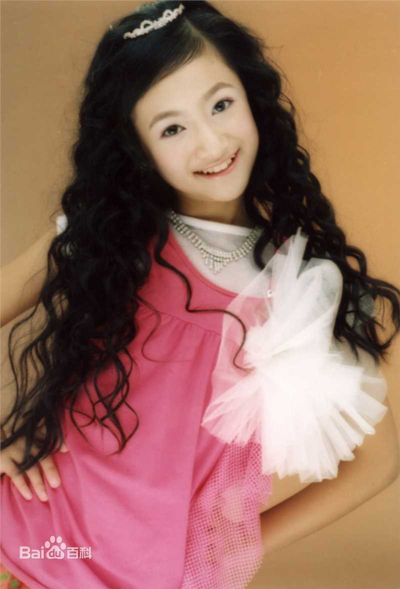 余玥(Yilia)最全童年壁纸