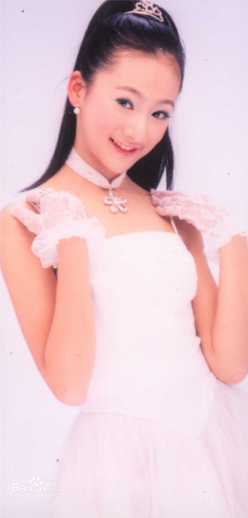 余玥(Yilia)最全童年壁纸