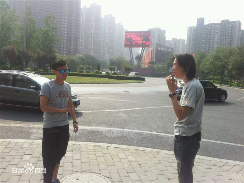 裘仲维(David)工作照性感图片图集