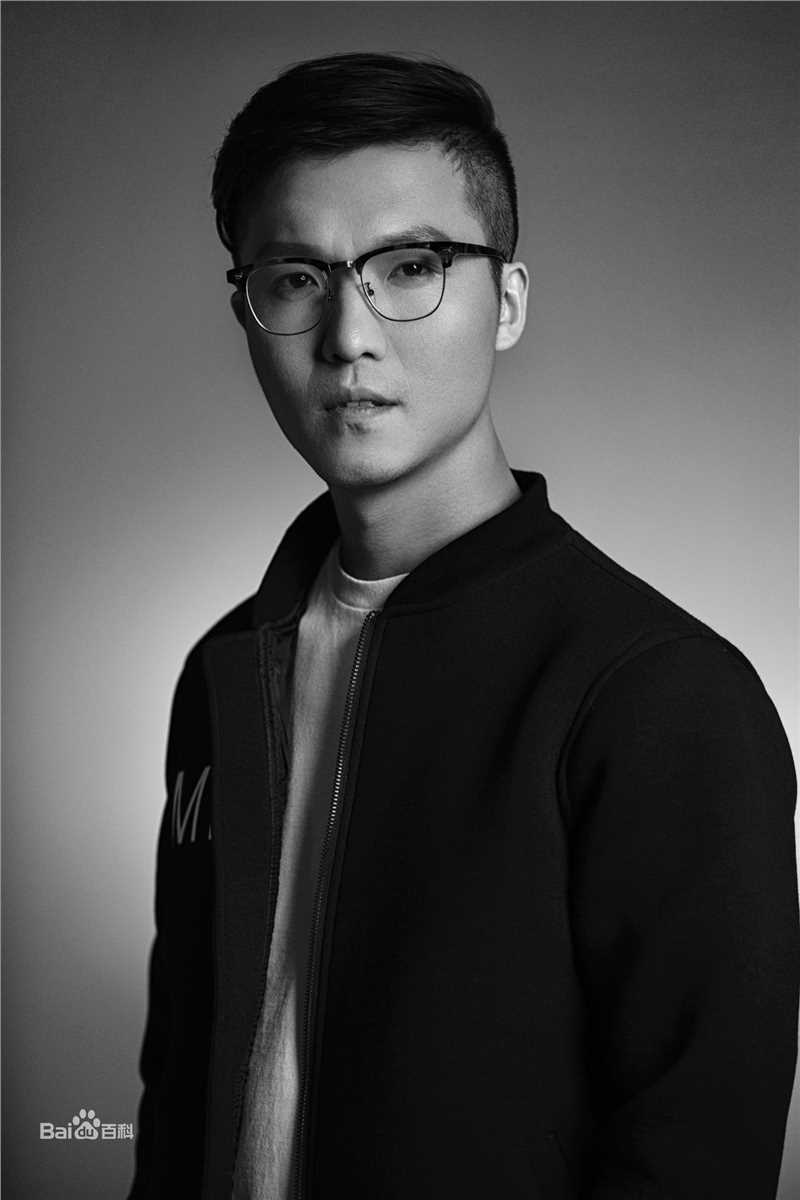 裘仲维(David)工作照2性感图片图集