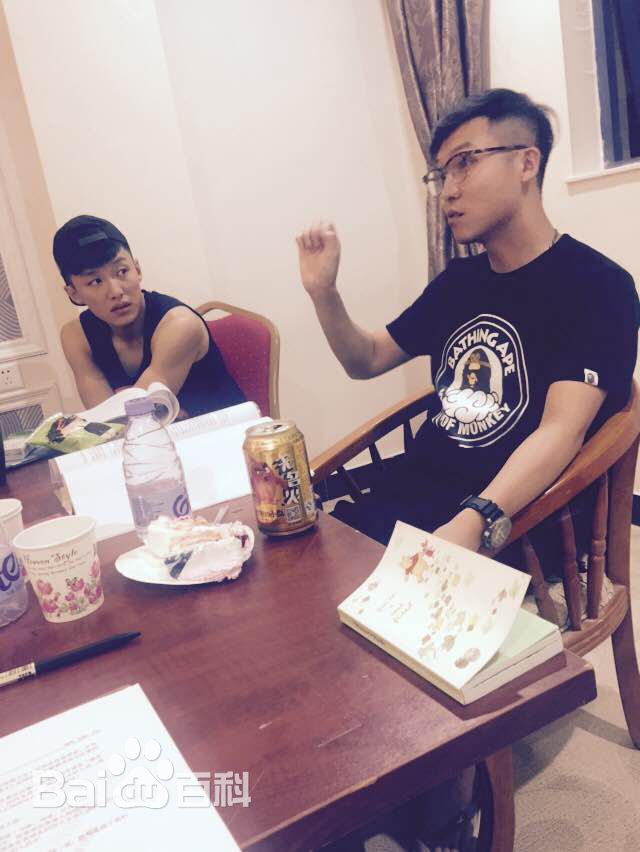 裘仲维(David)工作照2性感图片图集