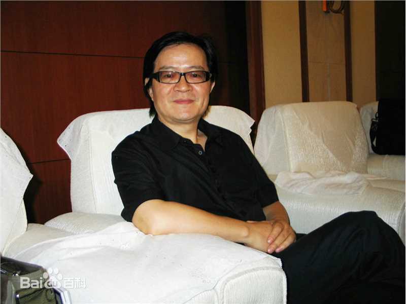 赵治平艺术生活照素颜照壁纸