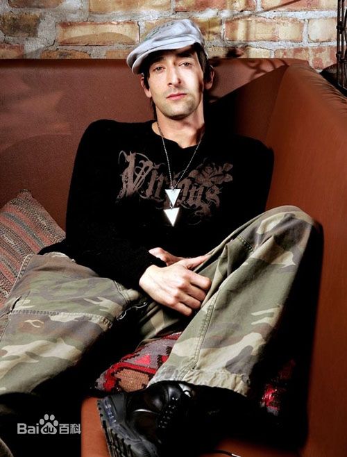阿德里安·布劳迪(Adrien Brody)阿德里恩·布劳迪艺术照性感图片图集