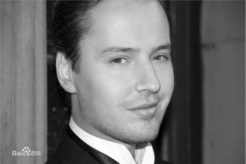 维塔利·弗拉达索维奇·格拉乔夫(Виталий Владасович Грачёв)《建党伟业》高清剧照