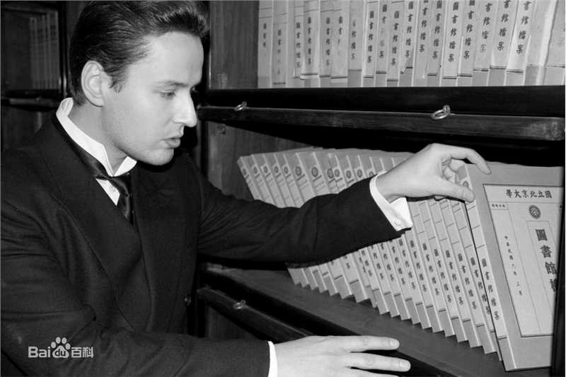 维塔利·弗拉达索维奇·格拉乔夫(Виталий Владасович Грачёв)《建党伟业》高清剧照