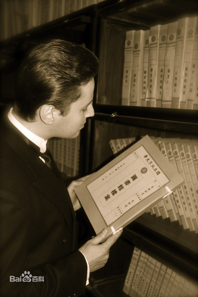 维塔利·弗拉达索维奇·格拉乔夫(Виталий Владасович Грачёв)《建党伟业》高清剧照