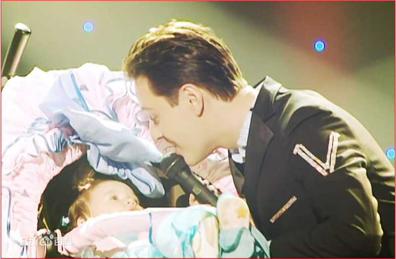 维塔利·弗拉达索维奇·格拉乔夫(Виталий Владасович Грачёв)Vitas and Alla图片图册