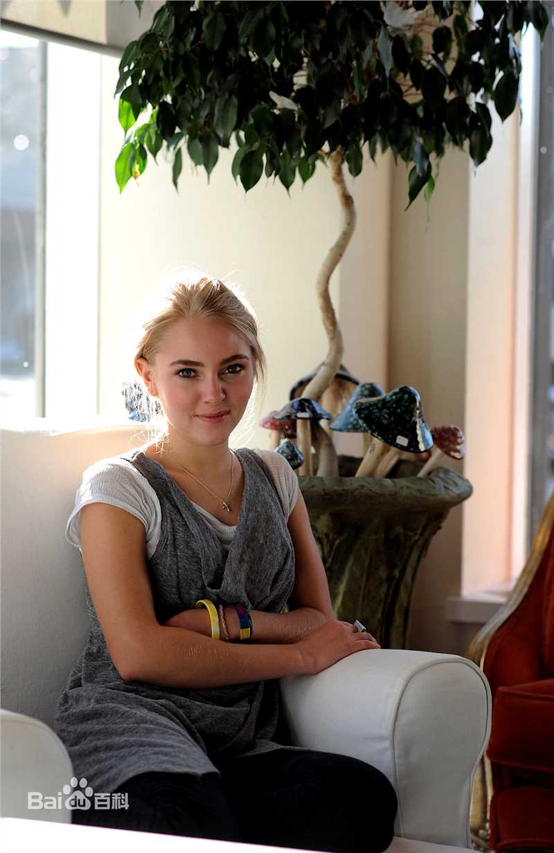 最全安娜索菲亚·罗伯(AnnaSophia Robb)精彩图册