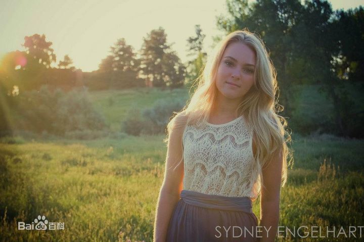 安娜索菲亚·罗伯(AnnaSophia Robb)精彩图册