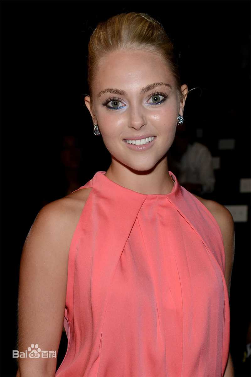 安娜索菲亚·罗伯(AnnaSophia Robb)精彩图册