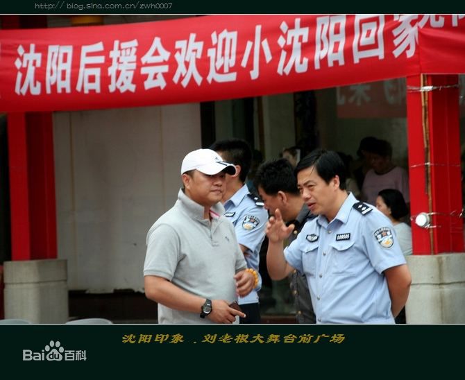 张家豪出席活动前后照片