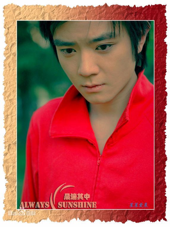 张子晨成长经历性感图片图集