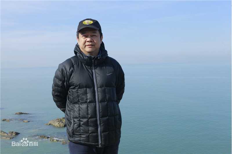 习辛生活照壁纸壁纸