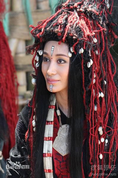 侯璎珏(Hou Yingjue)电视剧《英雄时代》勐康精选剧照