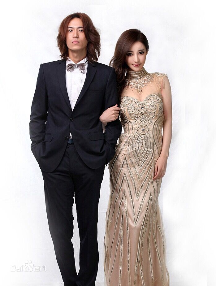 刘凡菲(Viola)重生之名流巨星壁纸壁纸