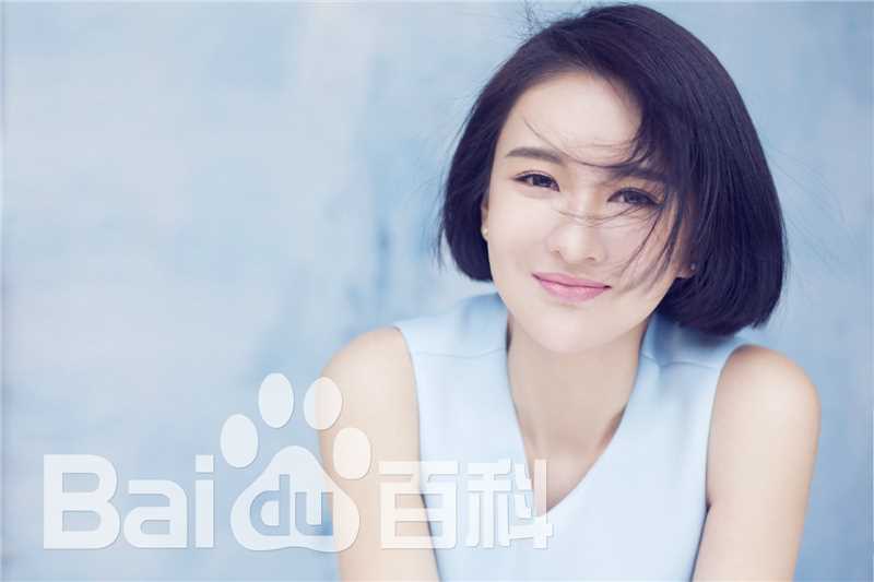 郑亦桐(Zheng Yi Tong)的慈善活动生活照