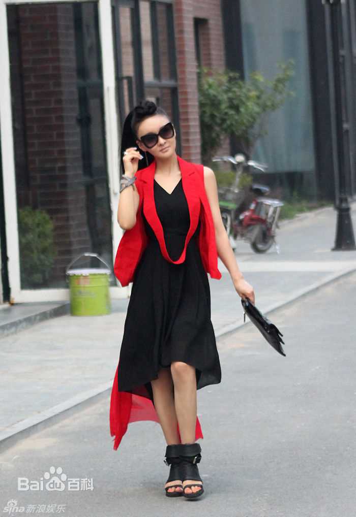 最全郑亦桐(Zheng Yi Tong)精彩图册