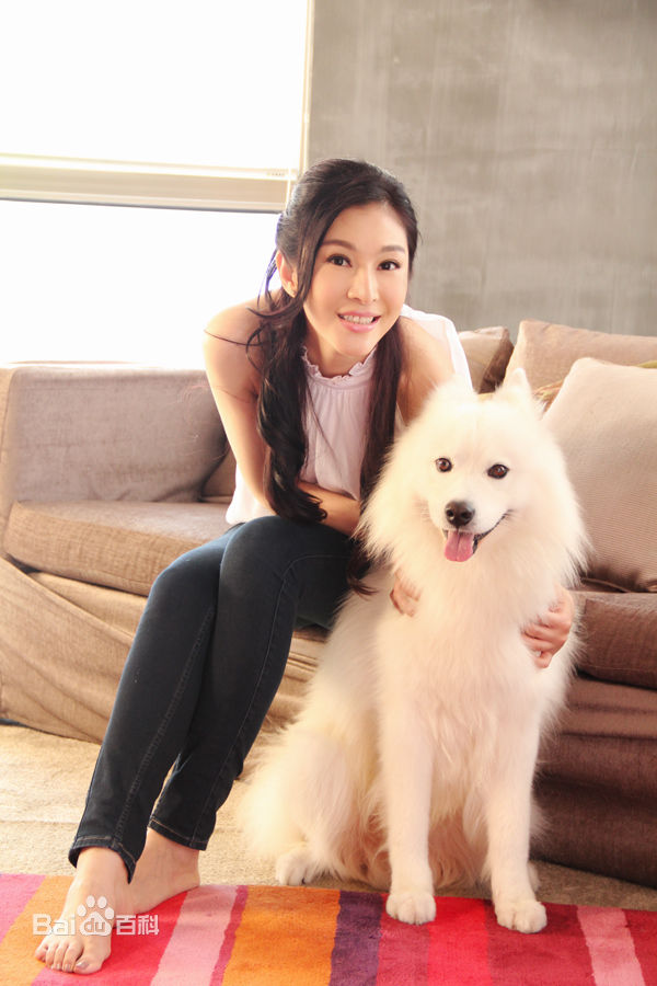 王希瑶(Viona)代言三生旗下产品素颜照相册