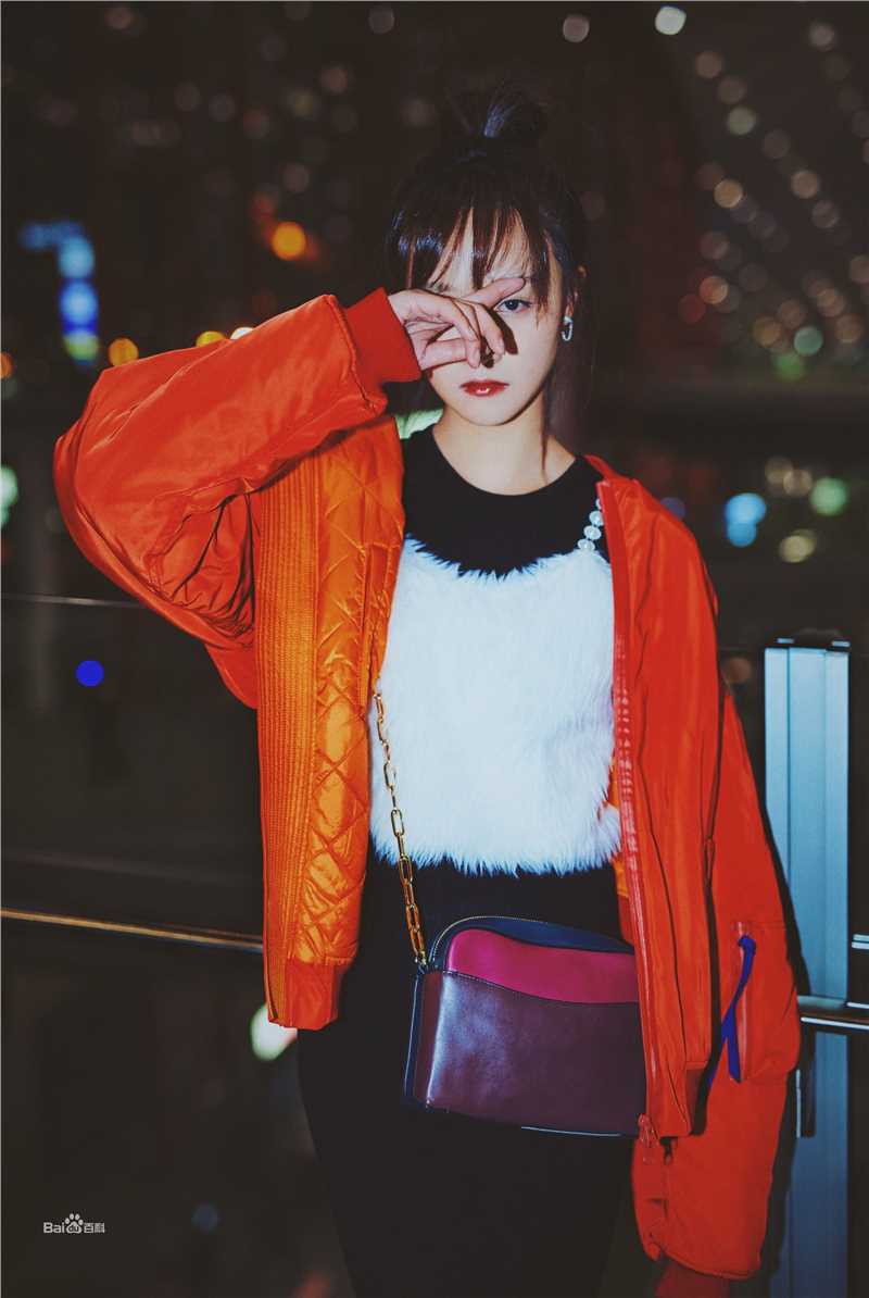 蓝盈莹(Lyric)机场LOOK素颜照相册