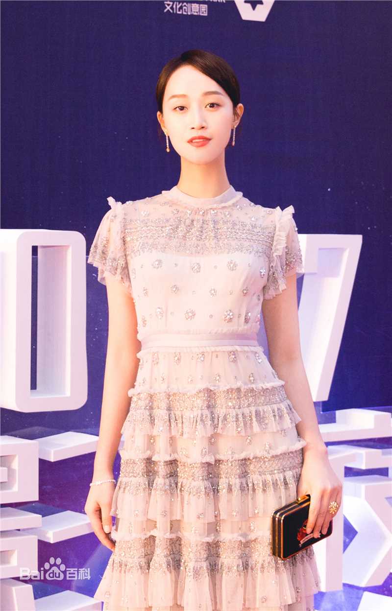 蓝盈莹(Lyric)电影之夜壁纸壁纸