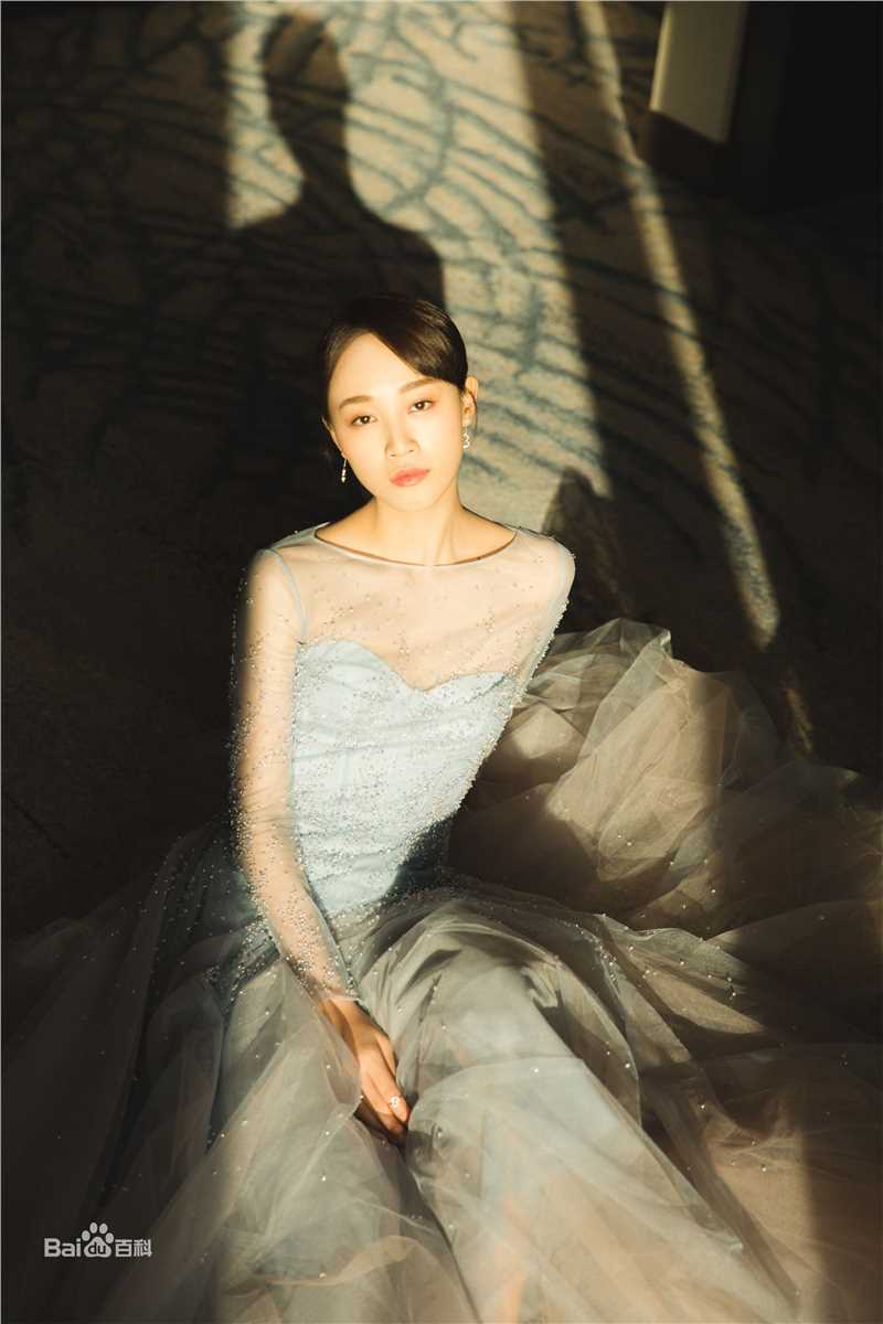 蓝盈莹(Lyric)第8届澳门国际电影电视节最佳女配角奖前后照片