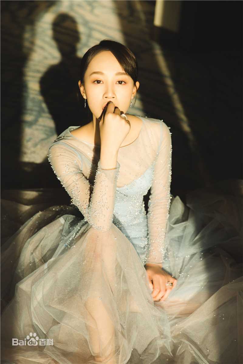 蓝盈莹(Lyric)第8届澳门国际电影电视节最佳女配角奖前后照片